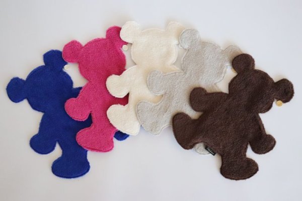 画像2: POTECHINO　ベアシルエットハンカチ (2)