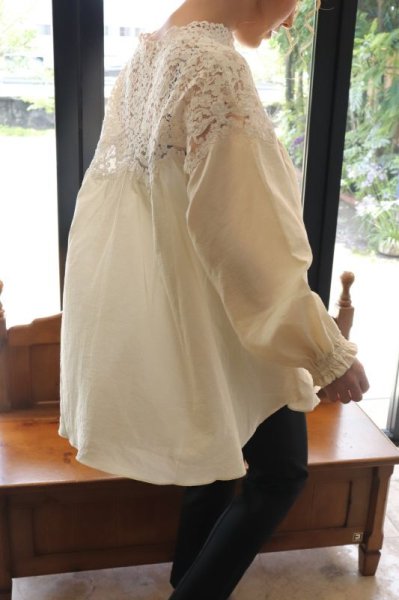 画像6: CAETLA　ブラウス　☆黒再入荷☆ (6)