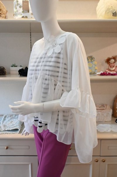 画像11: POTECHINO フリルブラウス☆再入荷☆ (11)
