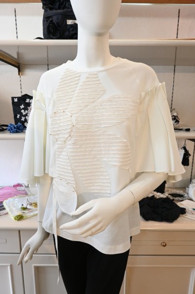 画像2: POTECHINO フラワーカットカットソー (2)