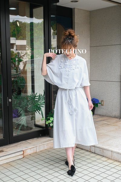 画像1: POTECHINO ワンピース（ケープ付き） (1)
