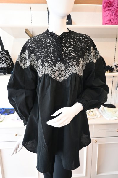 画像1: CAETLA　ブラウス　☆黒再入荷☆ (1)