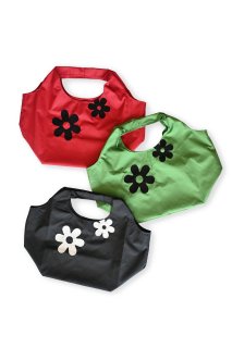 POTECHINO 赤い人形付き小物入れ POTECHINO 赤い人形付き小物入れ