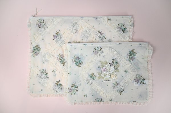 画像1: AKIAKANE 　マルチポーチ☆生成入荷しました☆ (1)