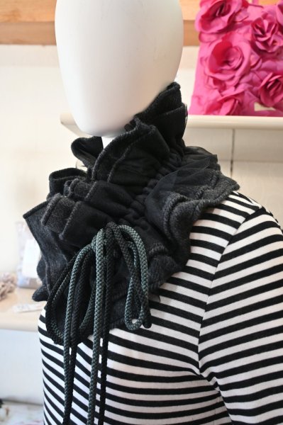 画像2: POTECHINO　フリルティペット (2)