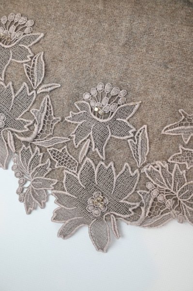 画像5: NAPATA MELLOE　三角ストール (5)