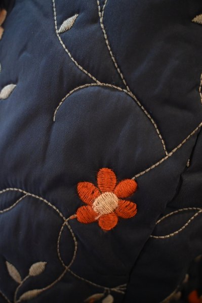 画像5: AKIAKANE　ベスト (5)