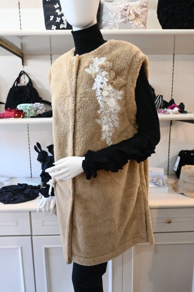 画像2: HISCHRONE　ボアベスト (2)