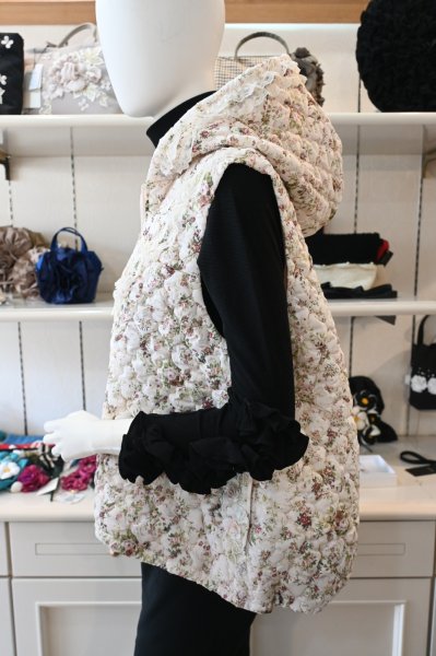 画像5: HISCHRONE　プリントキルトベスト  ☆３サイズ入荷しました☆ (5)