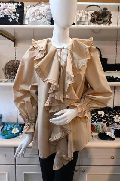 画像4: POTECHINO ブラウス　☆ベージュ　再入荷☆ (4)