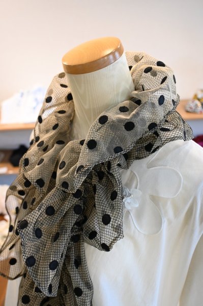 画像3: NAPATA MELLOE　フリルストール (3)