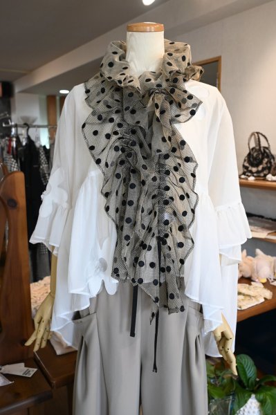 画像1: NAPATA MELLOE　フリルストール (1)