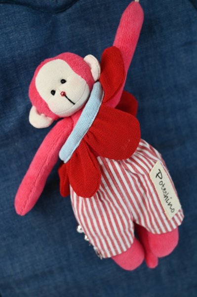 画像1: POTECHINO　モンキーチャーム☆ピンク入荷しました☆ (1)