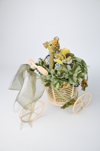 画像2: POTECHINO　自転車に乗ったレスニーちゃん (2)